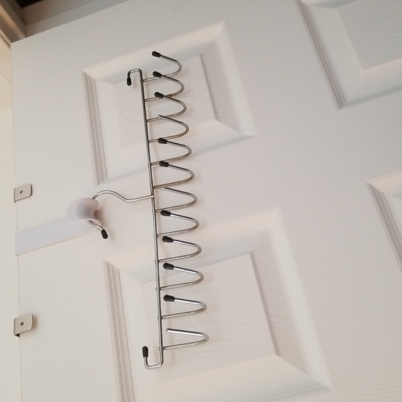 Set of 2 Jewelry or Tie Holders - Picture 2 of 6